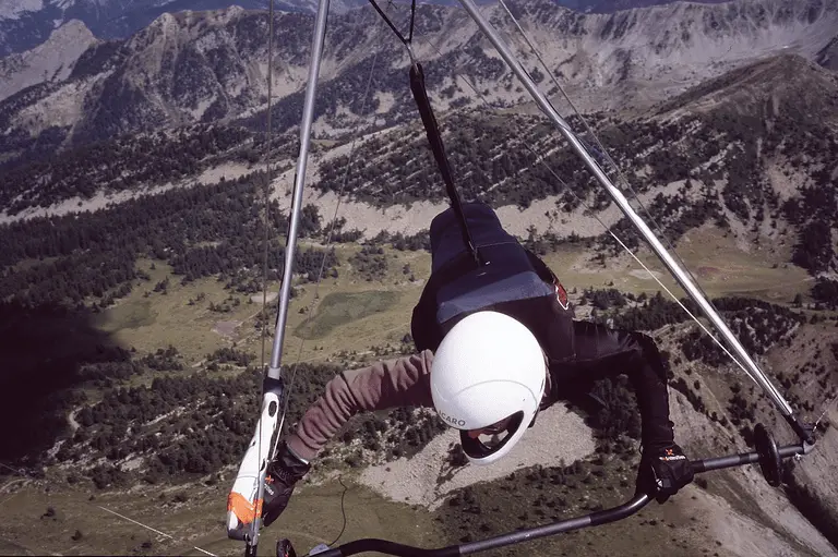 Weight Limit for Hang Gliding